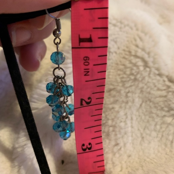 4 pairs of woman earrings - Picture 12 of 14